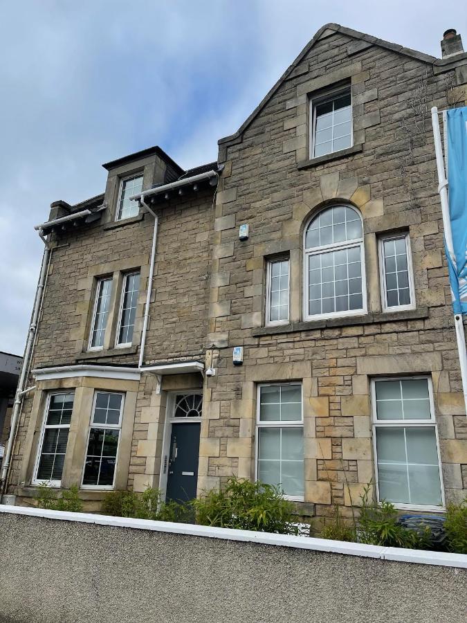 Premier 2 Bed Flat C Apartment Broxburn Exterior photo