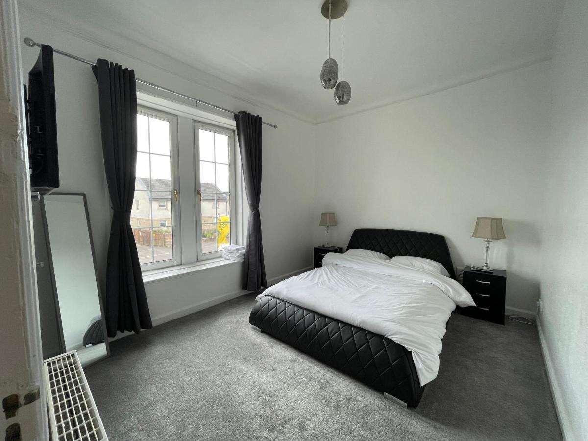 Premier 2 Bed Flat C Apartment Broxburn Exterior photo